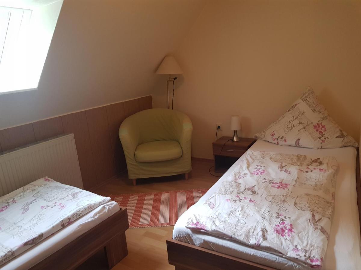 Ferienwohnung Fuer Monteure Templin Exterior foto